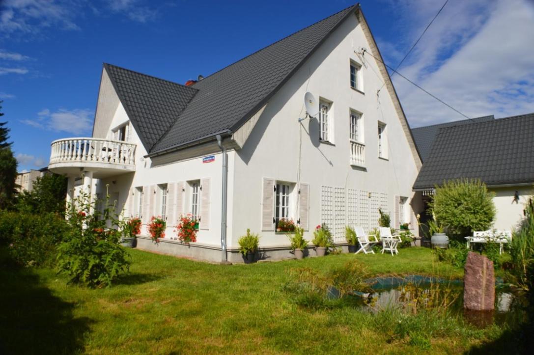 Villa Biały Dwór Kostrzyca Exterior foto